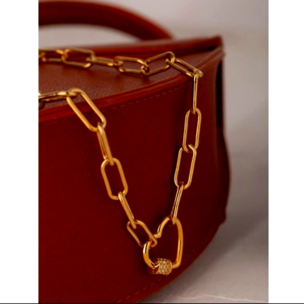 Gorgeous 18K Finished Focal Heart Paper Clip Necklace